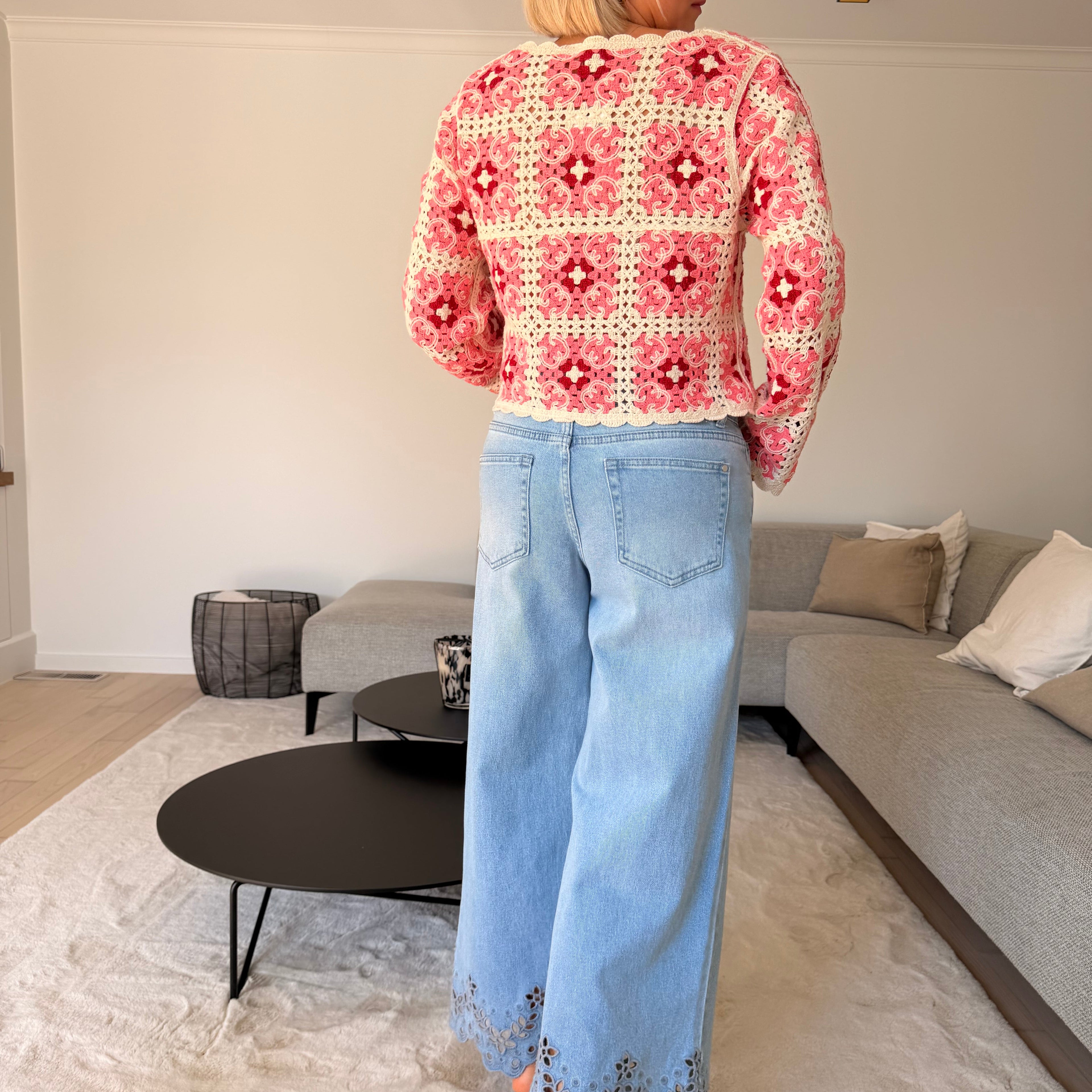 Top crochet femme – haut en crochet chic – top maille ajourée – top été élégant – haut tendance femme