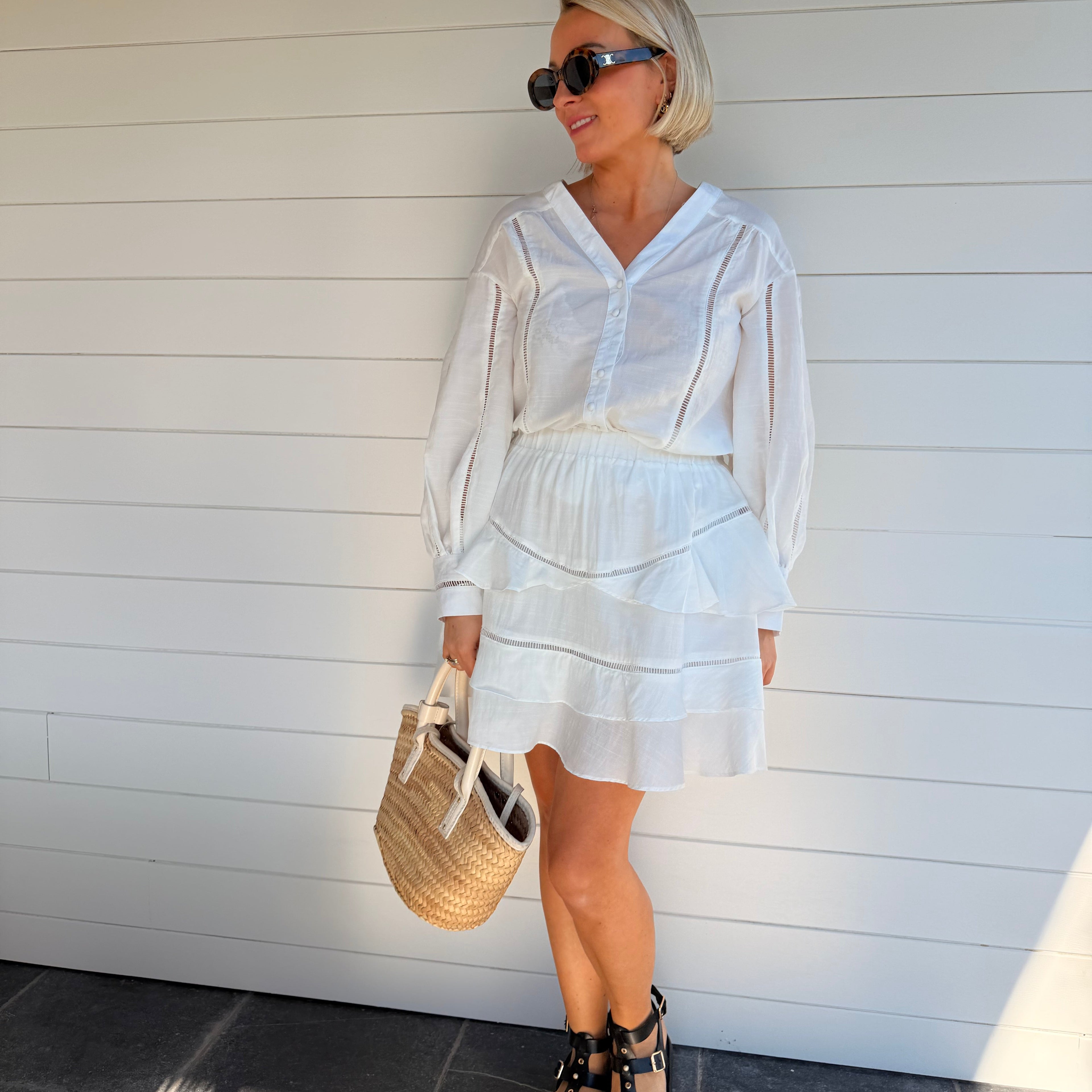 jupe blanche femme
jupe à volants femme
jupe fluide été femme
jupe courte élégante
jupe romantique femme
jupe taille élastique
tenue été chic femme
jupe légère femme