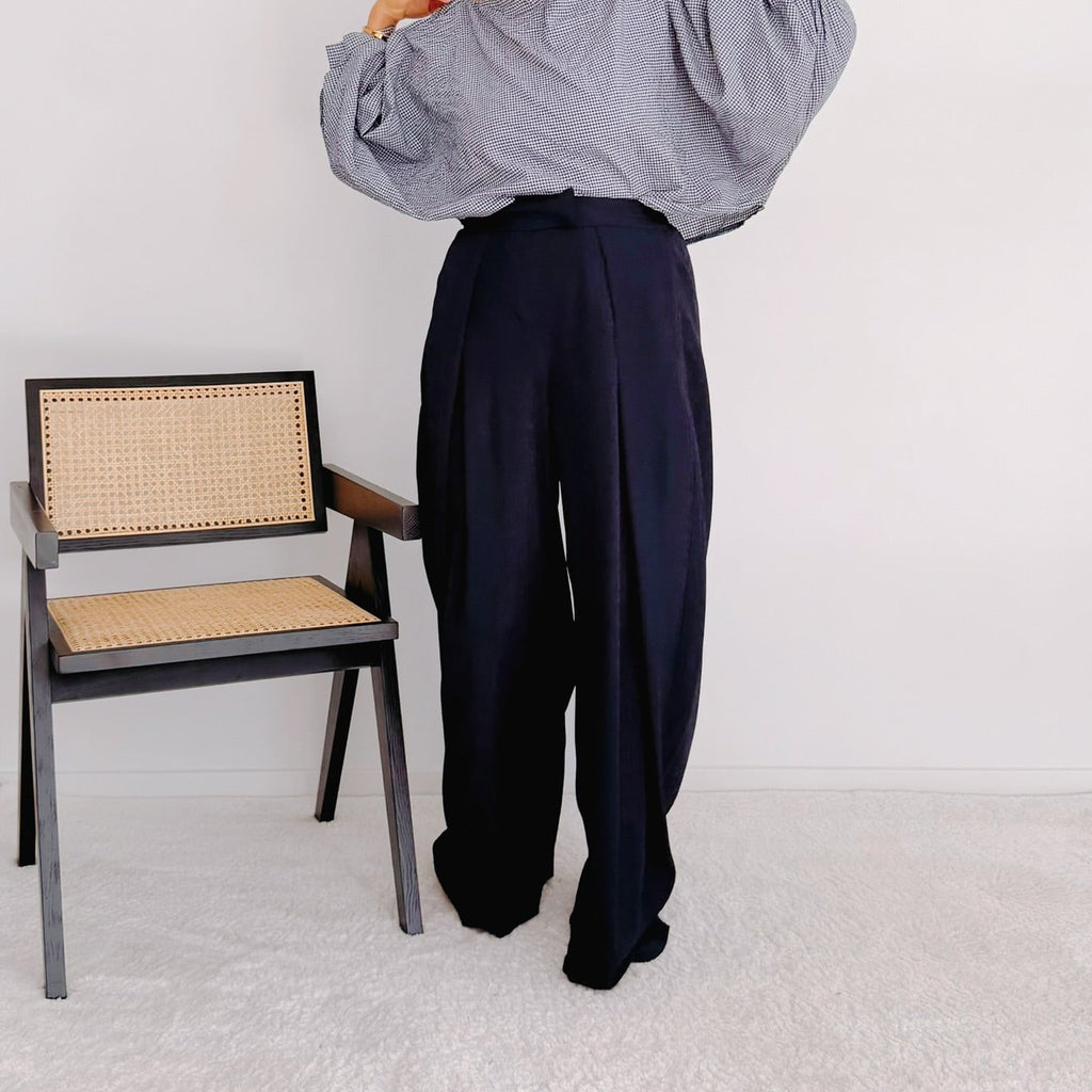 Pantalon large bleu marine femme effet portefeuille – Marius