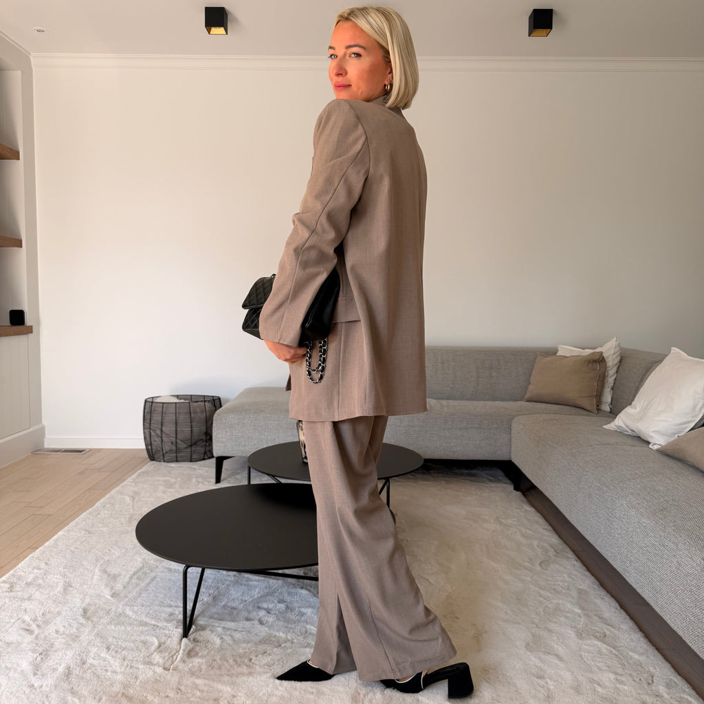 Mae taupe broek