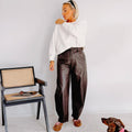 Pantalon effet cuir marron femme coupe ballon – Romeo