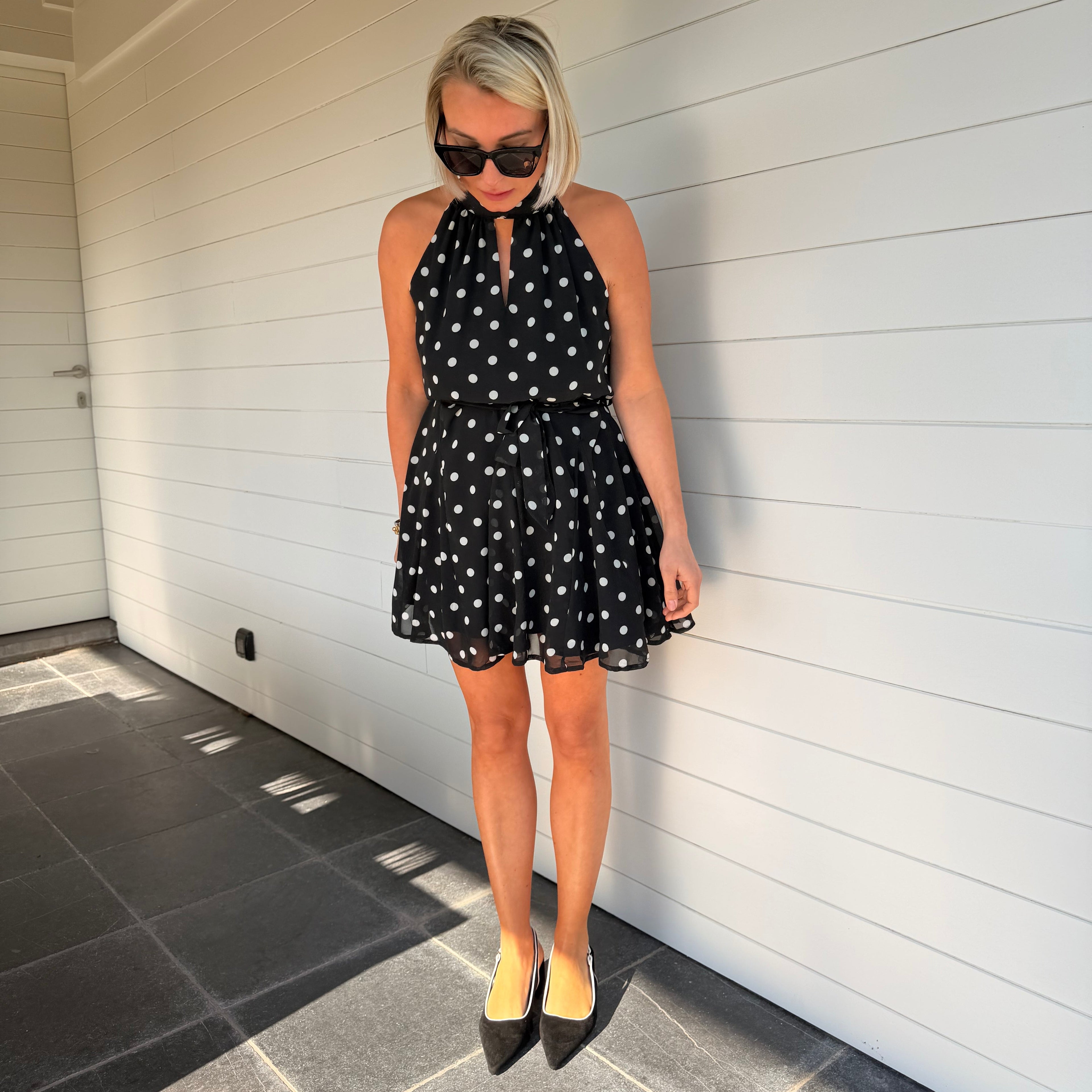 robe noire à pois femme
robe élégante femme
robe chic femme
robe courte femme
robe soirée femme
robe tendance femme