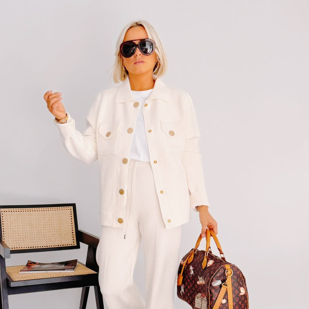 Gilet veste écru femme à boutons dorés – Lou